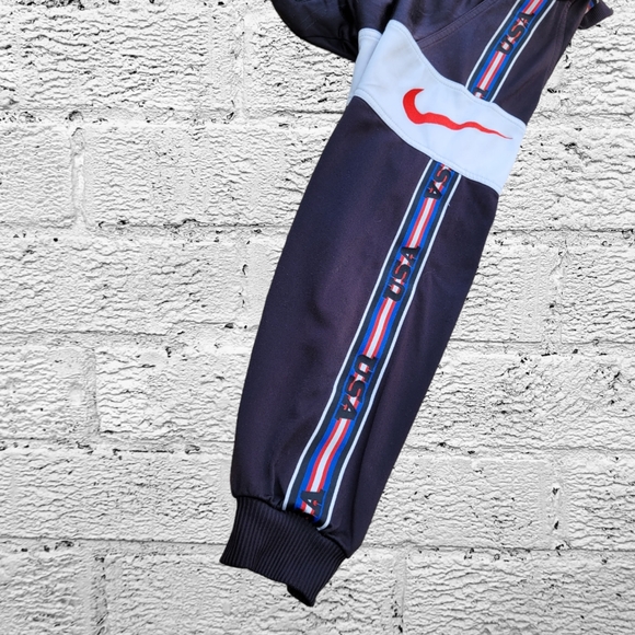 Vintage Nike Track Jacket - Picture 6 of 6